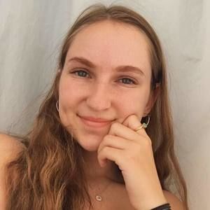 Meet your Posher, Carly